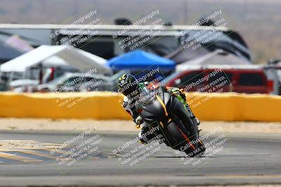 media/Apr-09-2022-SoCal Trackdays (Sat) [[c9e19a26ab]]/Turn 2 (1140am)/